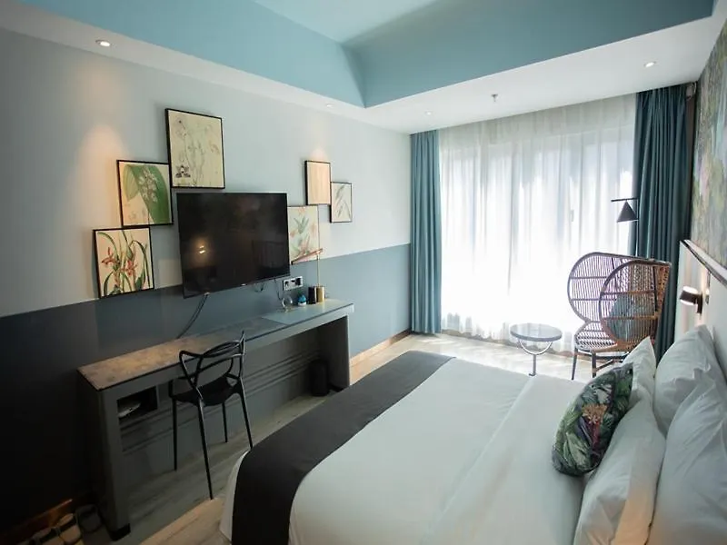 Thank Inn Plus Jiaozuo Mengzhou Sangpo Times New Town Hotel