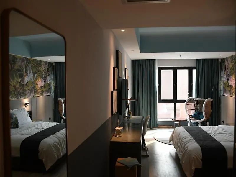 Thank Inn Plus Jiaozuo Mengzhou Sangpo Times New Town Hotel