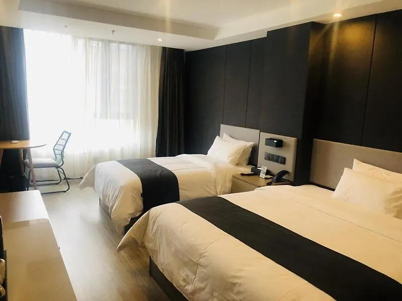 Hotel Thank Inn Plus Jiaozuo Mengzhou Sangpo Times New Town